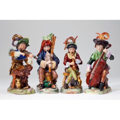 four-antique-capodimonte-figurines