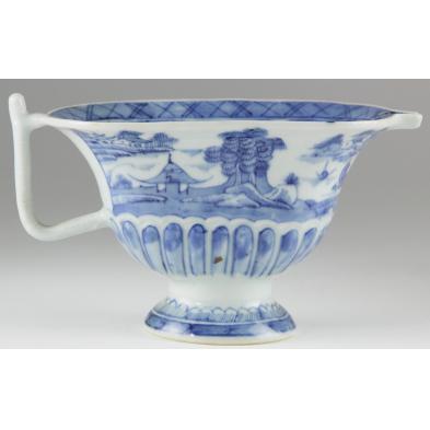 chinese-canton-helmet-pitcher