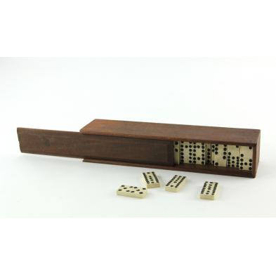 antique-dominoes-in-custom-box