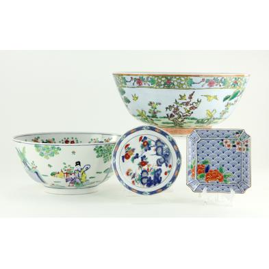 contemporary-chinese-porcelain-grouping