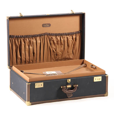 vintage-suitcase-trunk-salvatore-ferragamo
