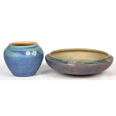 newcomb-college-low-bowl-and-low-vase
