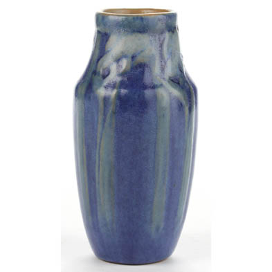 newcomb-college-bud-vase
