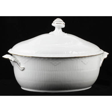 royal-copenhagen-tureen