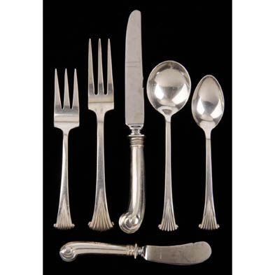 tuttle-onslow-sterling-silver-flatware-set