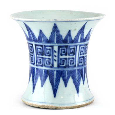 chinese-porcelain-beaker-vase
