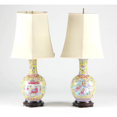 pair-of-famille-rose-yellow-ground-table-lamps