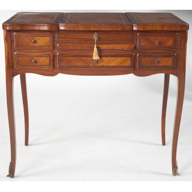 french-dressing-table