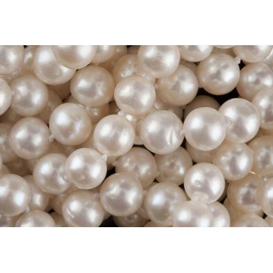 long-white-cultured-pearl-necklace