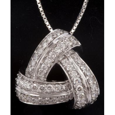 diamond-knot-pendant