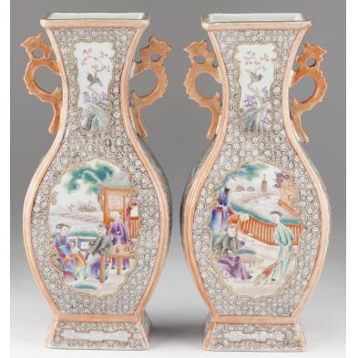 pair-of-chinese-porcelain-garniture-vases