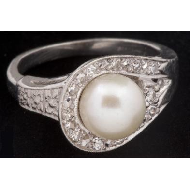 cultured-pearl-and-diamond-ring