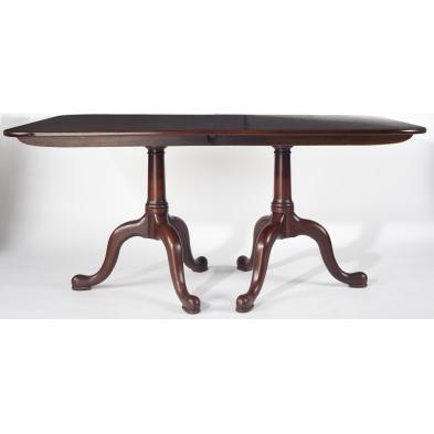queen-anne-style-henkel-harris-dining-table
