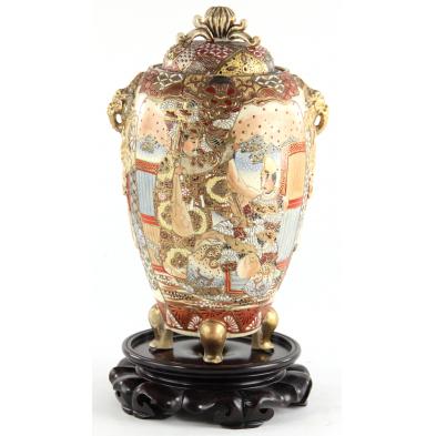 japanese-satsuma-lidded-urn