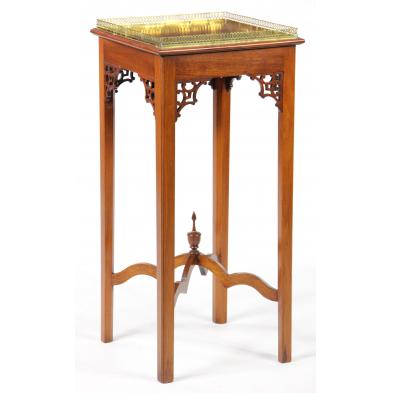 pug-moore-chinese-chippendale-style-side-table