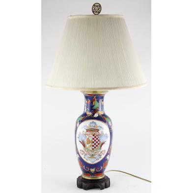 decorative-porcelain-table-lamp