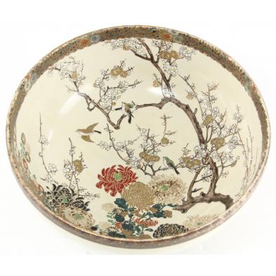 japanese-satsuma-pottery-center-bowl
