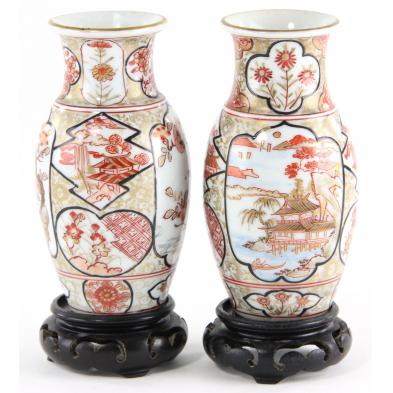pair-of-japanese-cabinet-vases