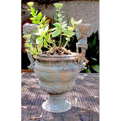 janus-head-planter