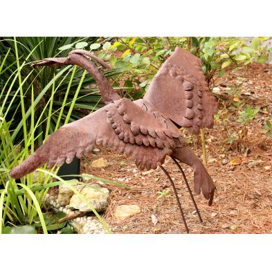 garden-sculpture-of-a-crane