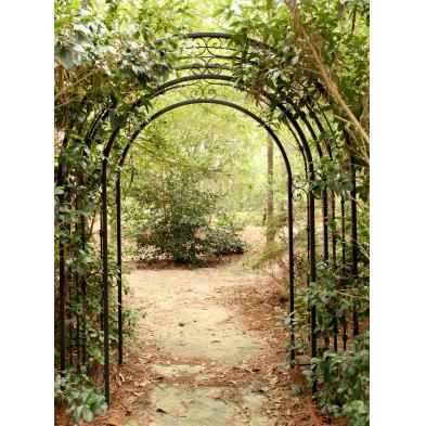 victorian-style-arched-trellis