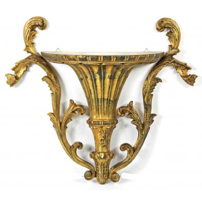 gilt-leaf-grecian-style-wall-bracket