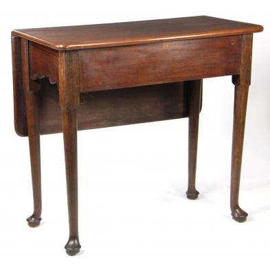 queen-anne-style-drop-leaf-side-table
