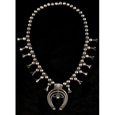 southwest-silver-squash-blossom-necklace-navajo