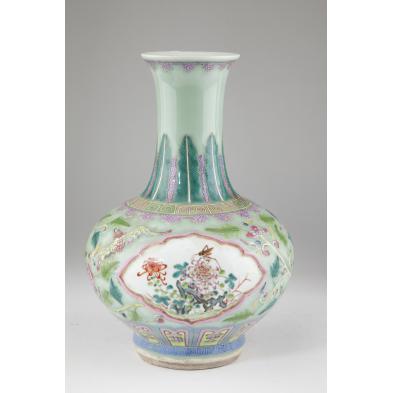 chinese-porcelain-famille-rose-qing-dynasty-vase