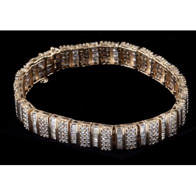 single-line-diamond-bracelet