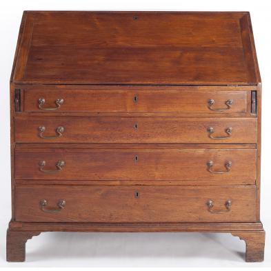 virginia-chippendale-slant-front-desk