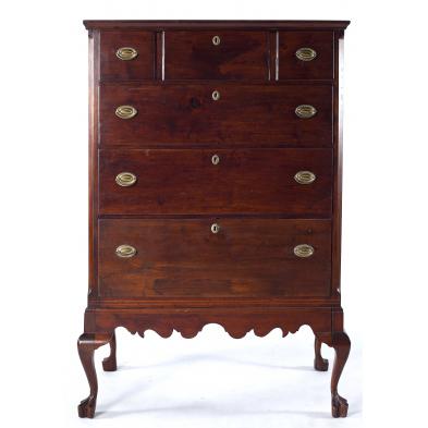 pennsylvania-tall-chest-on-frame