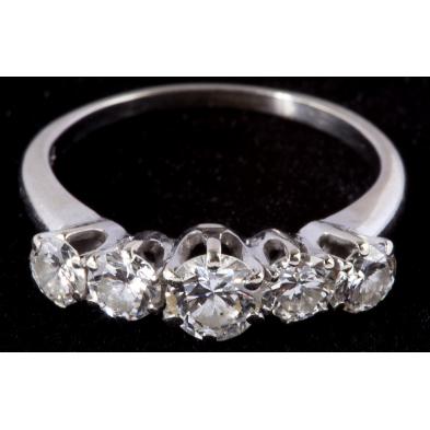 14kt-five-stone-diamond-band