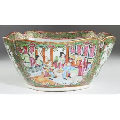 chinese-export-porcelain-deep-fruit-bowl