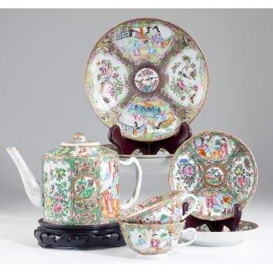 group-of-chinese-export-porcelain