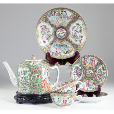 group-of-chinese-export-porcelain