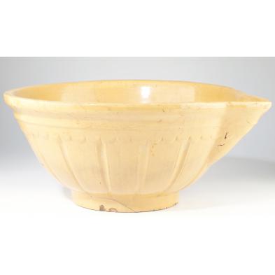 orton-plantation-yellowware-batter-bowl