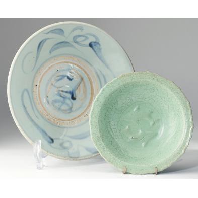 two-chinese-porcelain-bowls