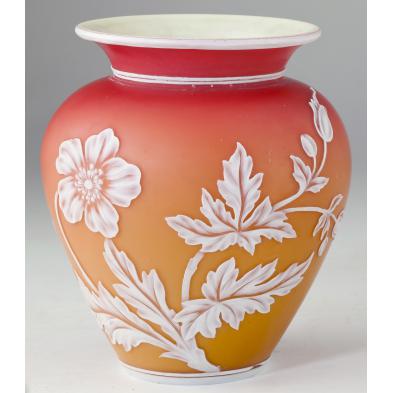 webb-art-glass-cameo-vase
