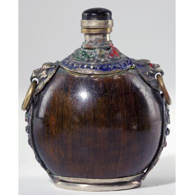 mongolian-or-chinese-horn-snuff-bottle