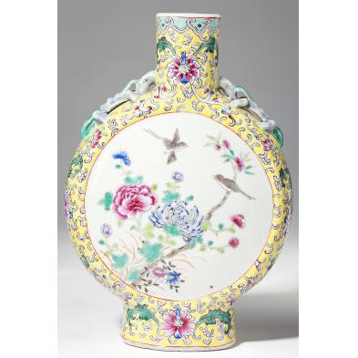 chinese-porcelain-moon-flask