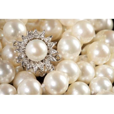 opera-length-pearl-necklace-with-diamond-clasp