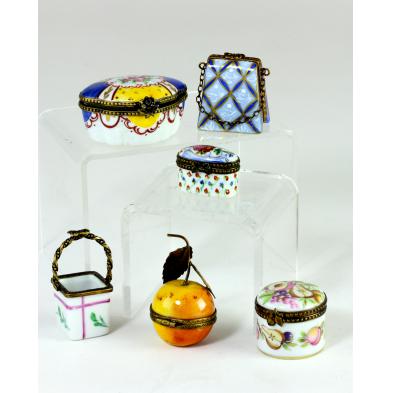 six-limoges-porcelain-pill-boxes