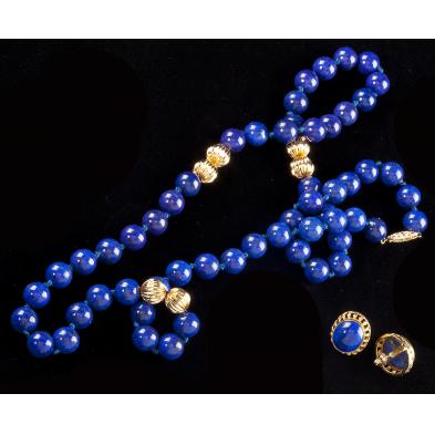 gold-and-lapis-necklace-and-earrings