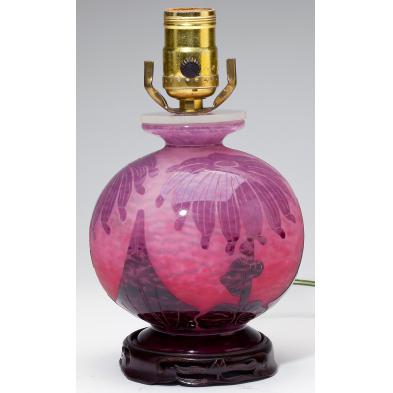 charles-schneider-dahlia-cameo-glass-lamp