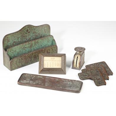 tiffany-studios-bronze-zodiac-desk-set