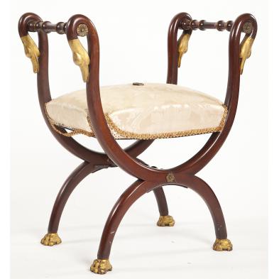 directoire-style-dressing-bench