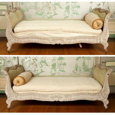 pair-of-french-rococo-style-3-4-size-beds