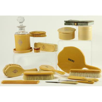 vintage-celluloid-toilet-set