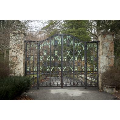 the-chinqua-penn-wrought-iron-entrance-gates